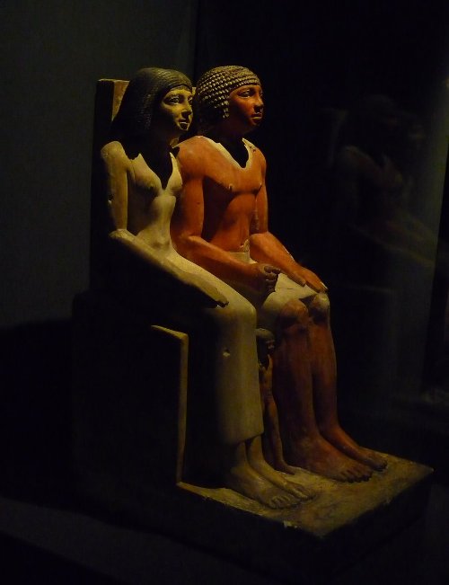 "Ancient egyptian couple", di Lemondjinn (Museo di Alessandria d'Egitto)