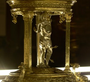 Reliquiario di san sebastiano, 1550-1575, argento parzialmente dorato. Coimbra, Museu Nacional de Machado de Castro. Fare click sull'immagine per visualizzare la foto ingrandita